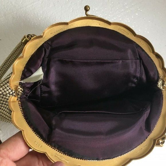 Vintage Whiting & Davis Mesh kiss lock purse - Picture 7 of 8